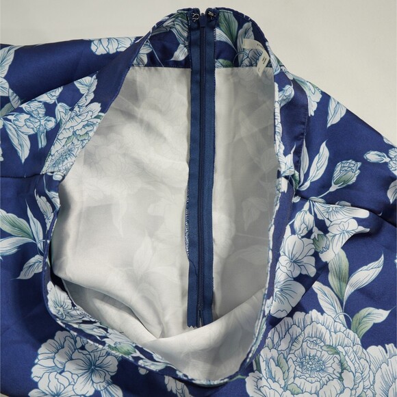Maurices Skirt Womens Large L Blue Flower Rose Print 22 1/4" Length - Picture 7 of 8